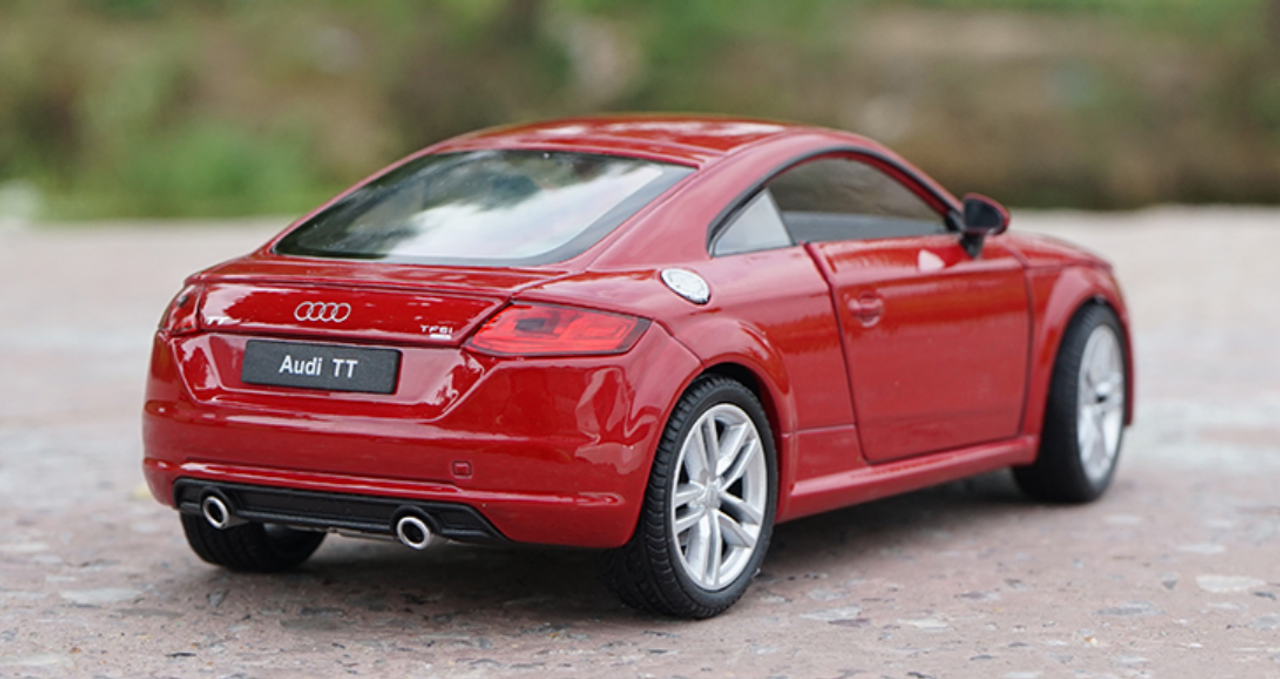 1/24 Welly FX 2014 Audi TT (Red) Diecast Car Model
