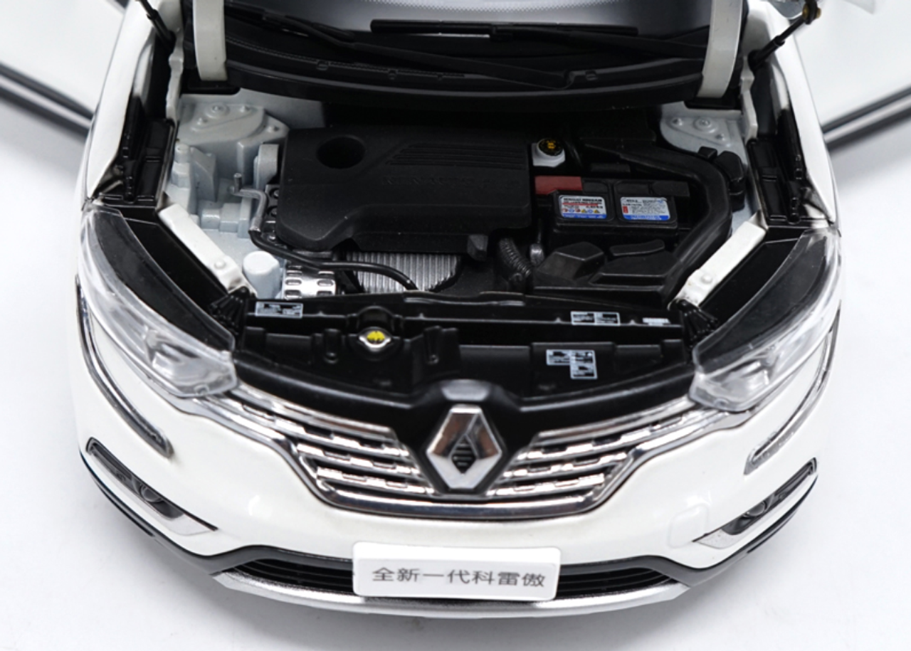 比較▲Renault特注！1/18 ルノー KOLEOS 白 新品 乗用車