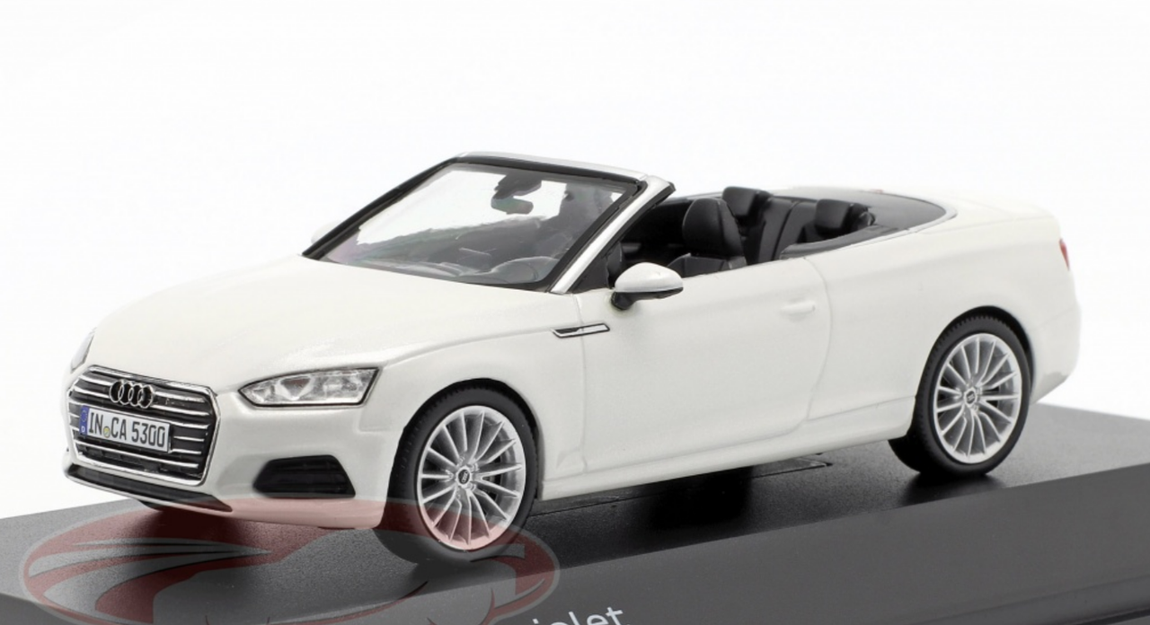 1/43 Dealer Edition 2017 Audi A5 Cabriolet (Tofana White) Car Model