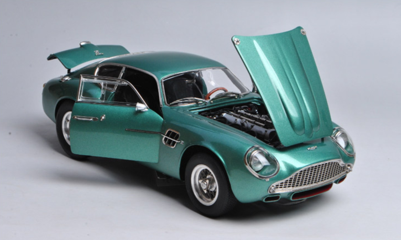 1/18 CMC 1961 Aston Martin DB4 GT Zagato (Green) Diecast Car Model