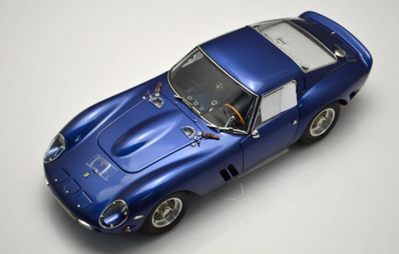 1/18 CMC フェラーリ 250 GTO ブルー 1962 1/18 CMC 1962 Ferrari 250 GTO 250GTO (Blue) Diecast Car