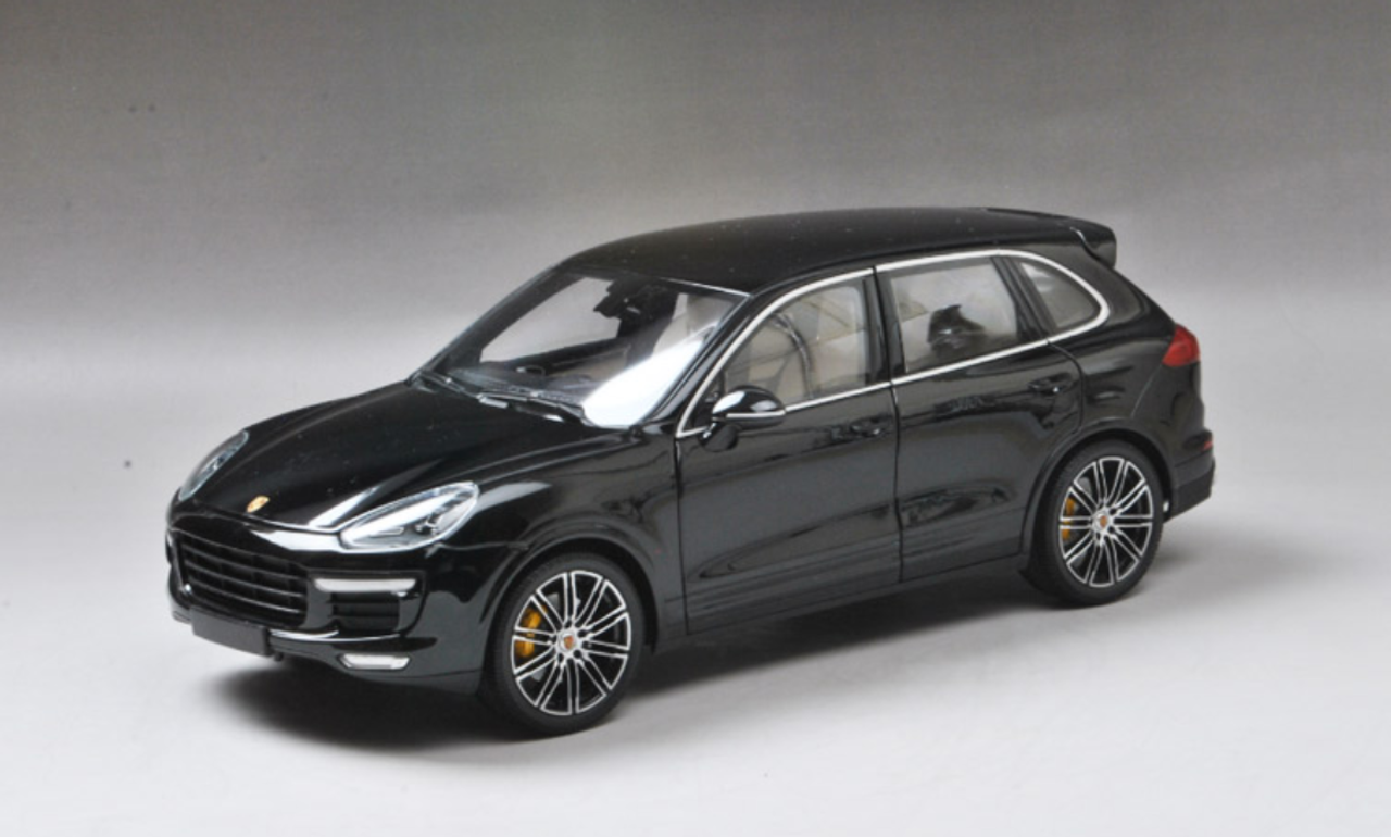 Porsche - Cayenne Turbo S 2015 - Minichamps - 1/18 - Autos Miniatures Tacot