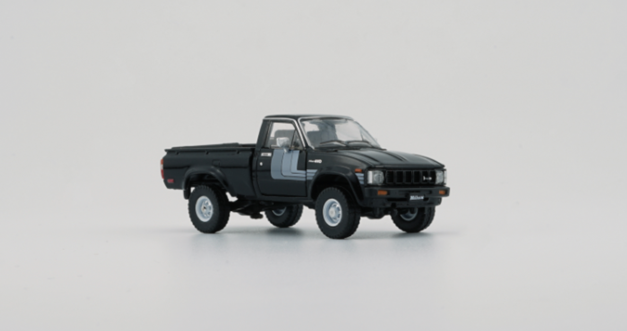 1/64 BM Creations Toyota Hilux - Ivory Black (2 door open)