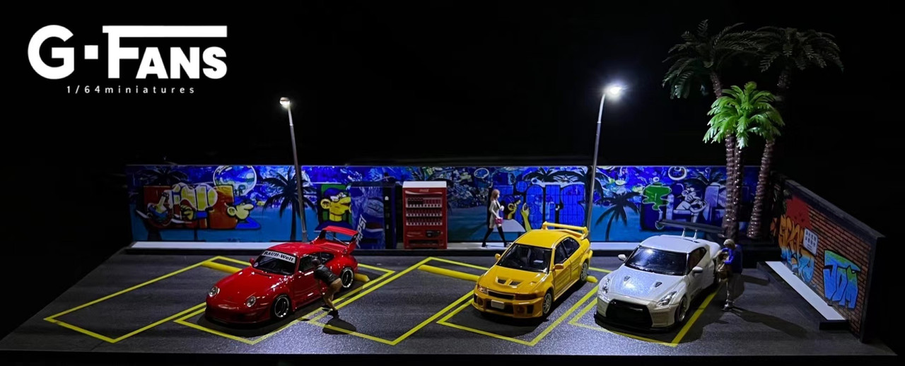 1/64 G-Fans Beach Parking Lot Diorama (cars & figures NOT included)
