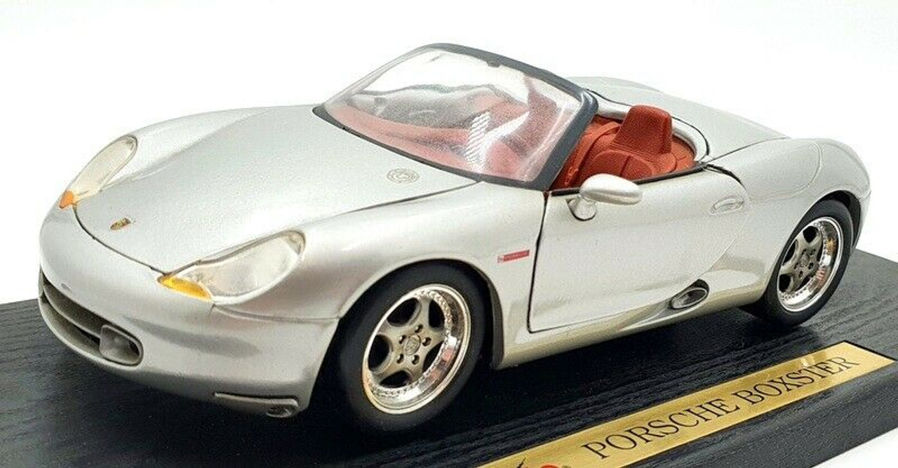1/18 Maisto 1996 Porsche Boxter (Silver) Diecast Car Model