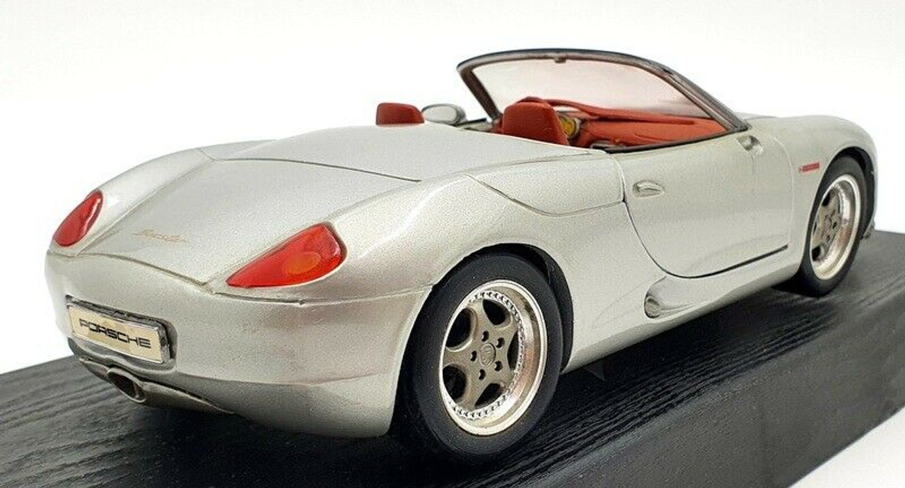 1/18 Maisto 1996 Porsche Boxter (Silver) Diecast Car Model