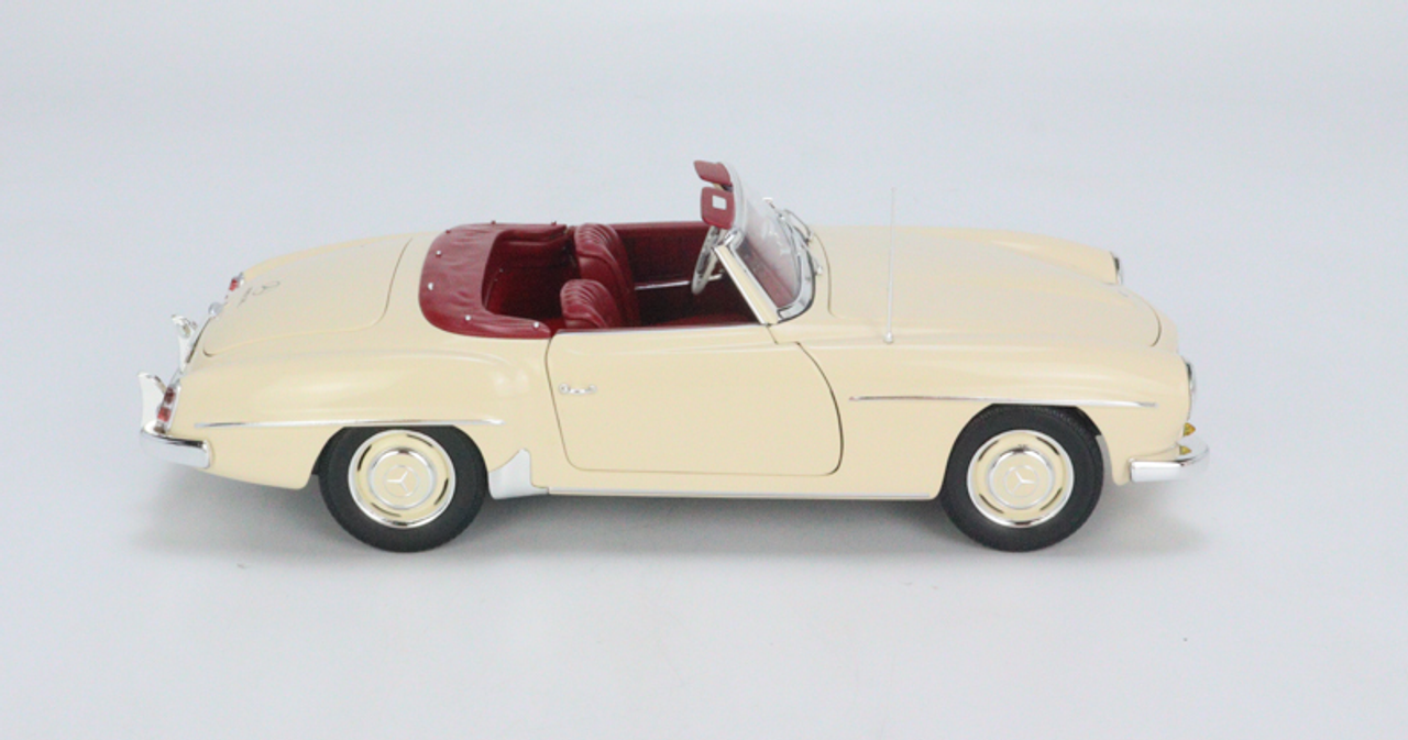 1/18 Minichamps Mercedes-Benz 190 SL 1955 CLDC Exclusive BEIGE with Red Interior world wide Diecast full open (limited 400pcs)