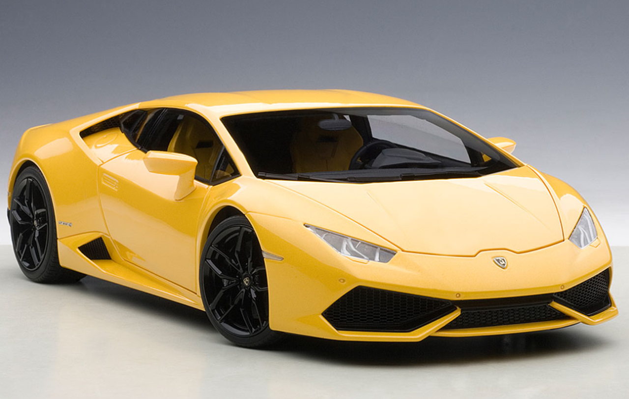 1/18 AUTOart Lamborghini Huracan LP610-4 (Giallo Midas Pearl Effect Yellow Pearl) Car Model