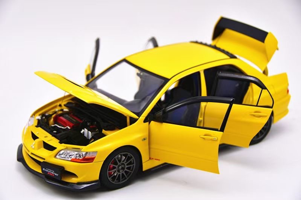 1/18 Super A Mitsubishi Evolution Evo 8 Evo VIII JDM (Yellow) Diecast Car Model