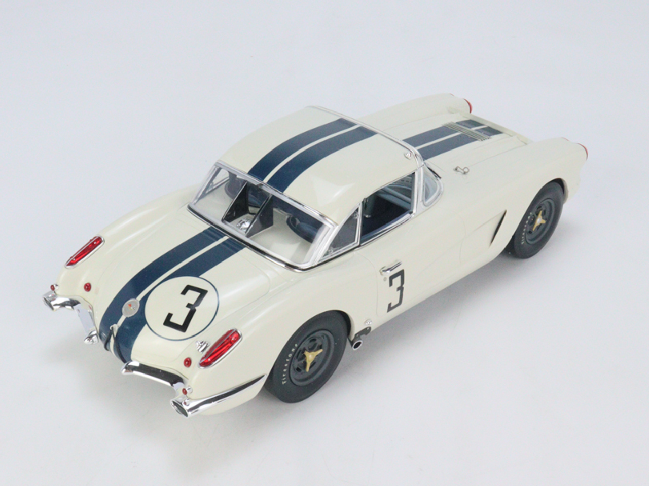  1/18 RAR #3 Cunningham 1960 Chevrolet Corvette-1960 24 hours of Le Mans Class Champion