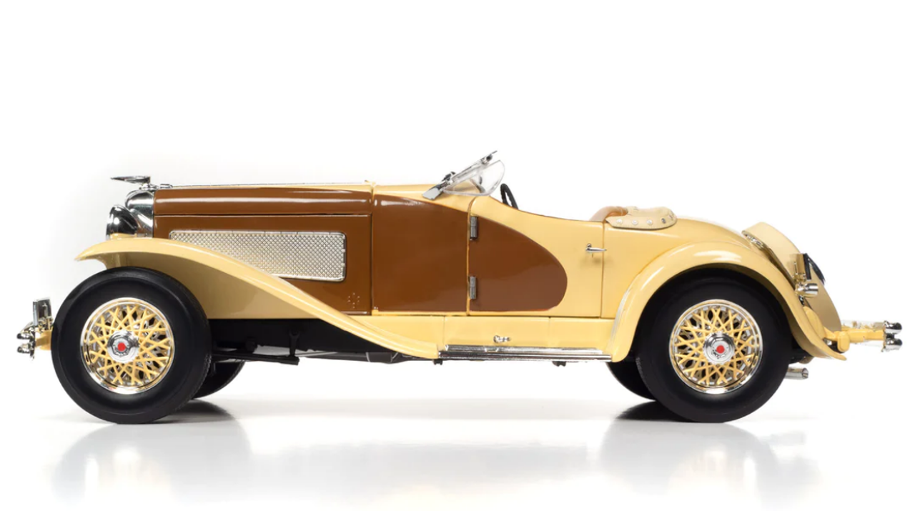 1/18 Auto World 1935 Duesenberg SSJ Speedster Yukon Gold and Chocolate Brown Diecast Car Model