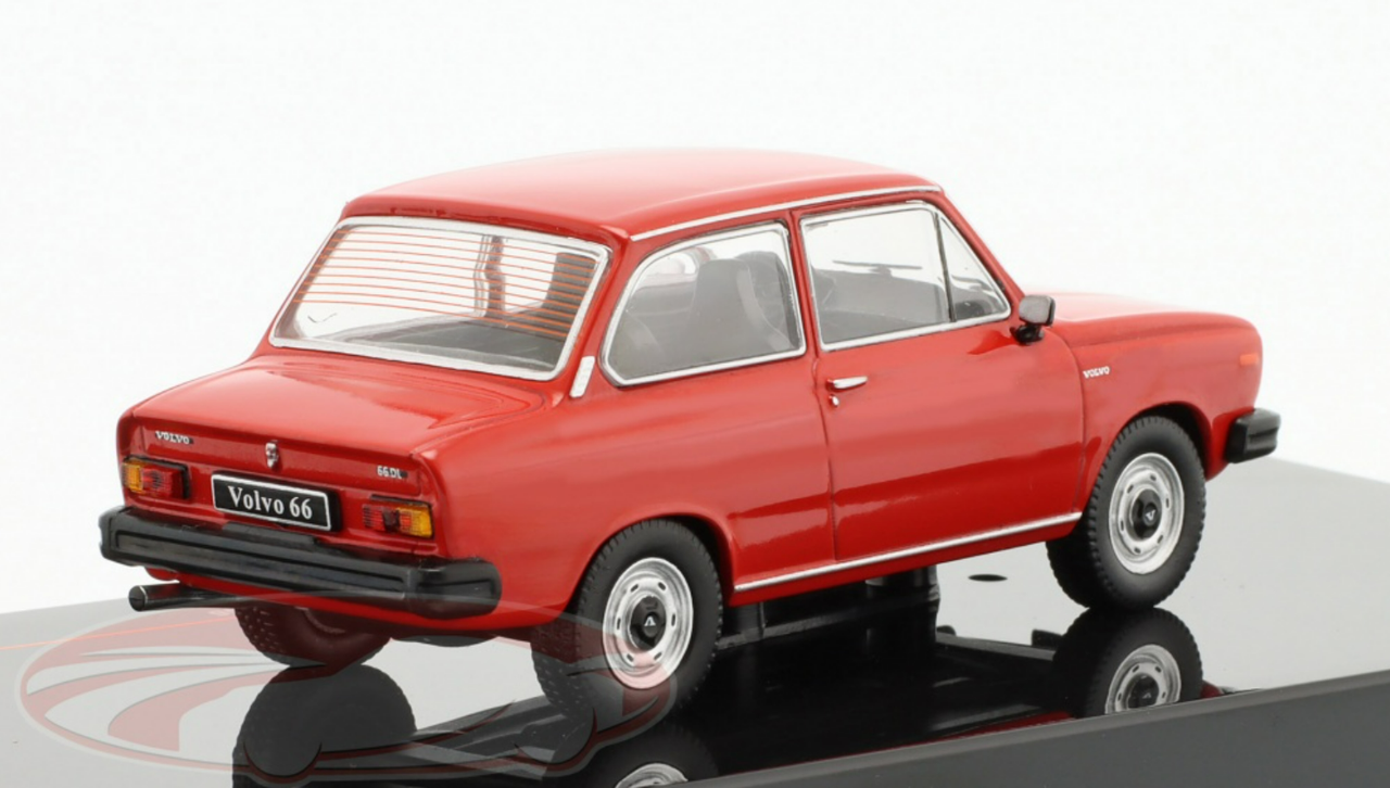 1/43 Ixo 1977 Volvo 66 (Red) Car Model