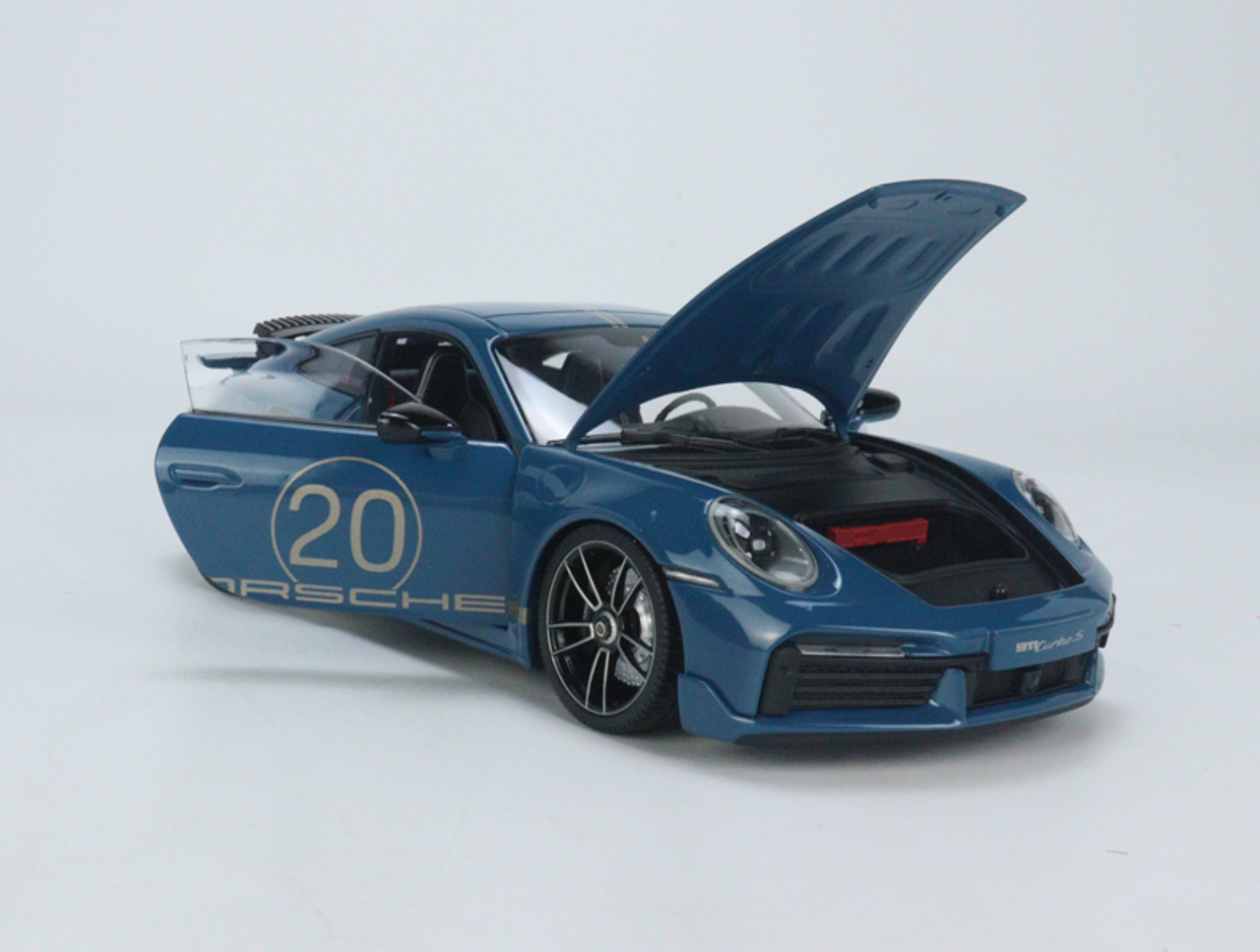 1/18 Minichamps 2021 Porsche 911 (992) Turbo S Coupe Sport Design 20th ...