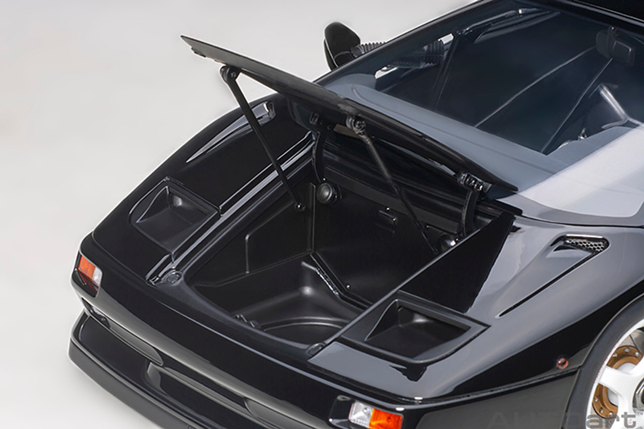 1/18 AUTOart 1/18 Lamborghini Diablo SV-R (Deep Black) Car