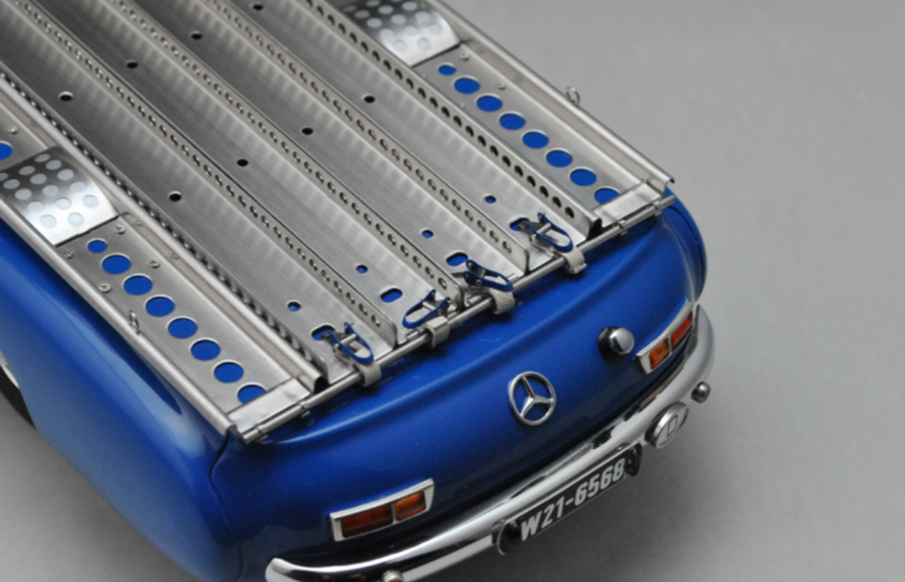 1/18 CMC Mercedes-Benz Racing Car Transporter “The blue Wonder”, 1954/55 REVISED EDITION Diecast Car Model