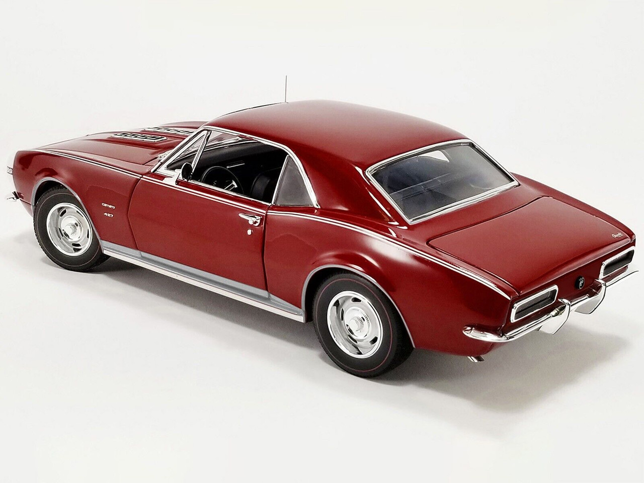 Chevrolet Camaro 赤 1/18スケールモデル 1967 Chevy Camaro SS 396 Convertible 1/18 Red - Maisto