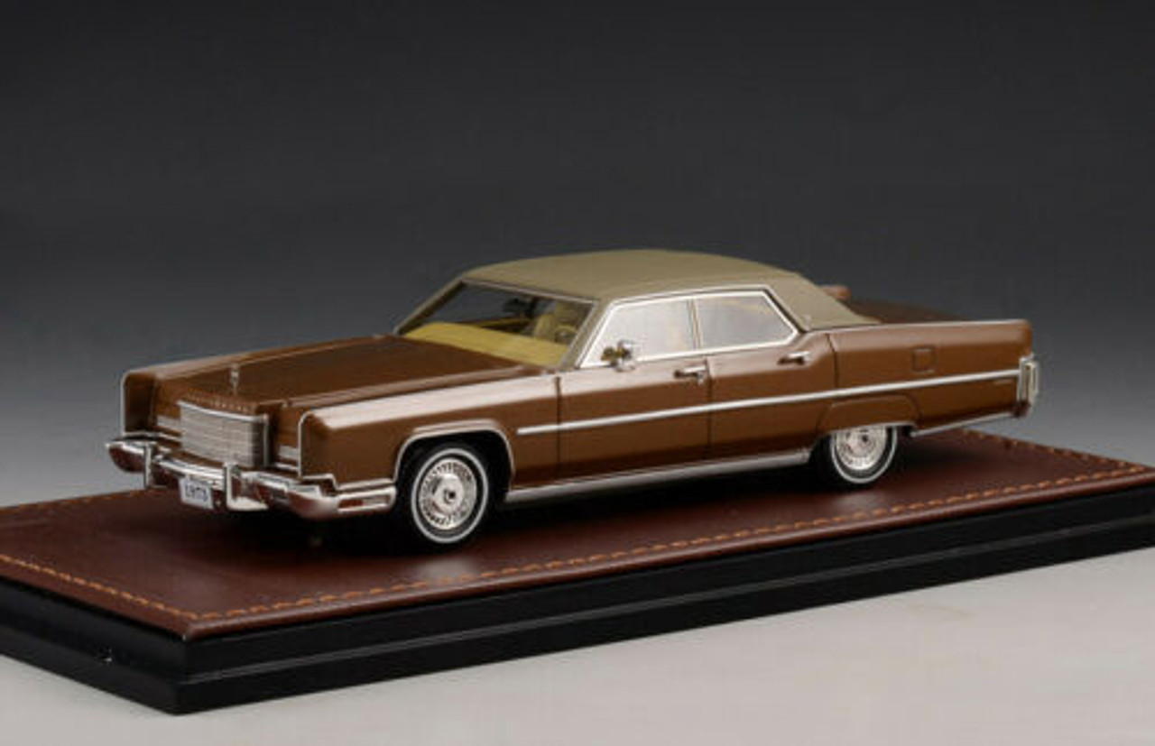 1/43 GLM 1973 Lincoln Continental Town Car Car Model