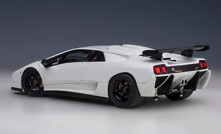 1/18 AUTOart Lamborghini Diablo SV-R (Impact White) Car Model