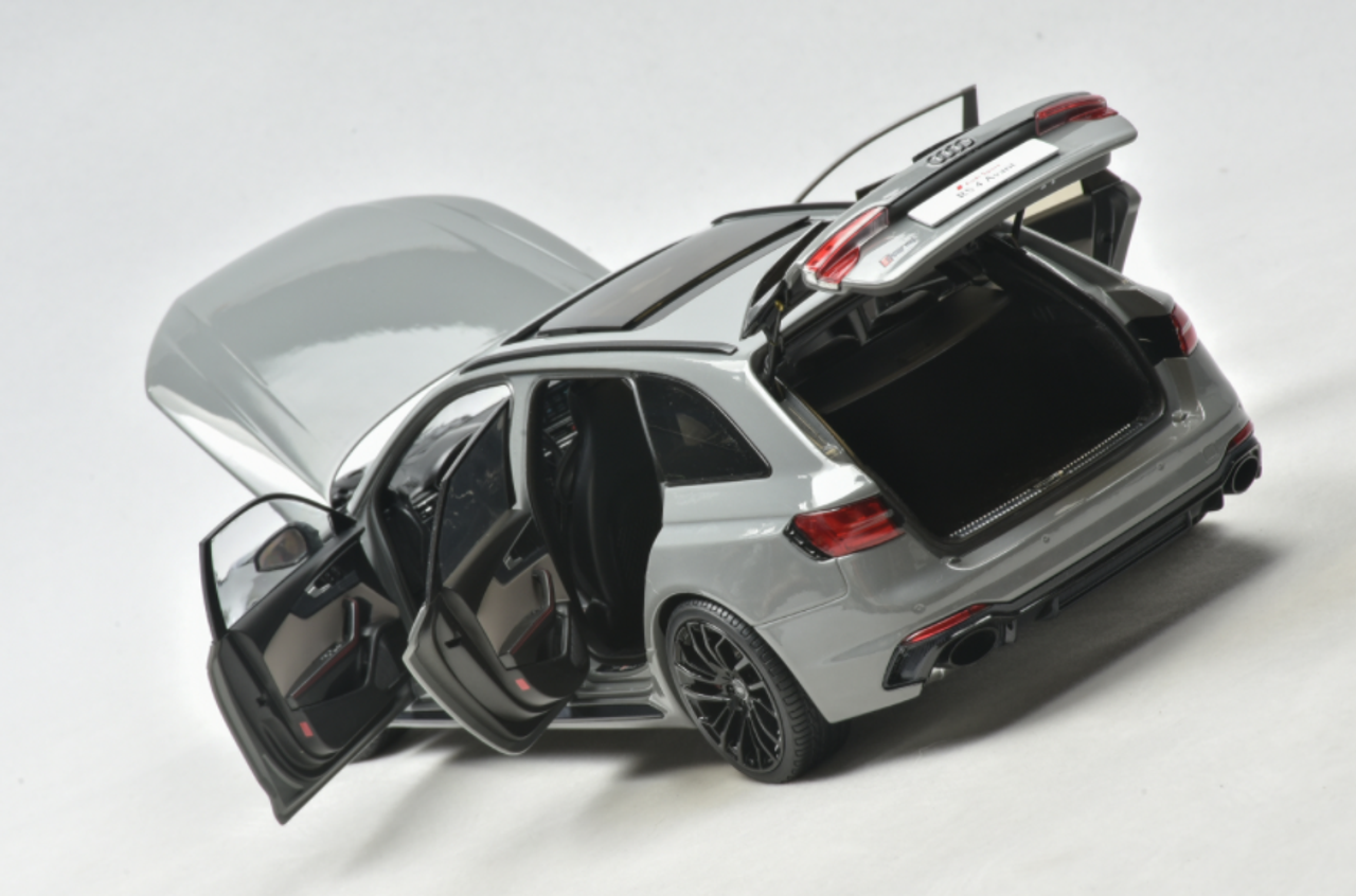 1/18 AUTOKOL 2022 Audi RS4 (B9) Avant (Grey) Diecast Car Model 