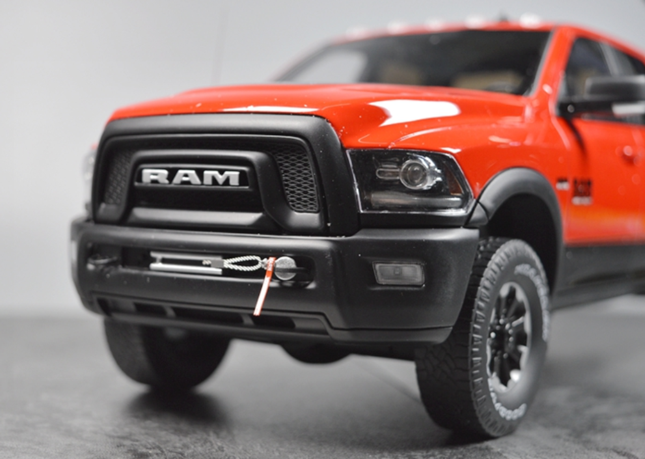 1/18 GT Spirit GTSpirit Dodge Ram 2500 Heavyduty (Red) Resin Car Model