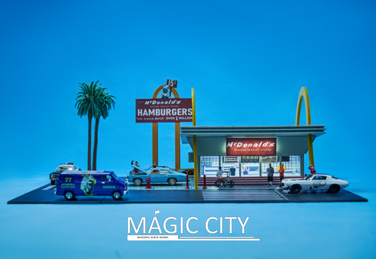 1/64 Magic City 1st McDonald's Store Diorama (cars & figures NOT included)