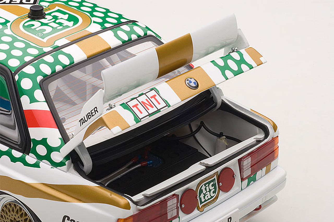 豊富な特価1/18 BMW M3 (E30) `TIC TAC TAUBER BMW` ALLEN BERG ノリスリング RENNEN DTM 1991 ミニチャンプス レーシングカー