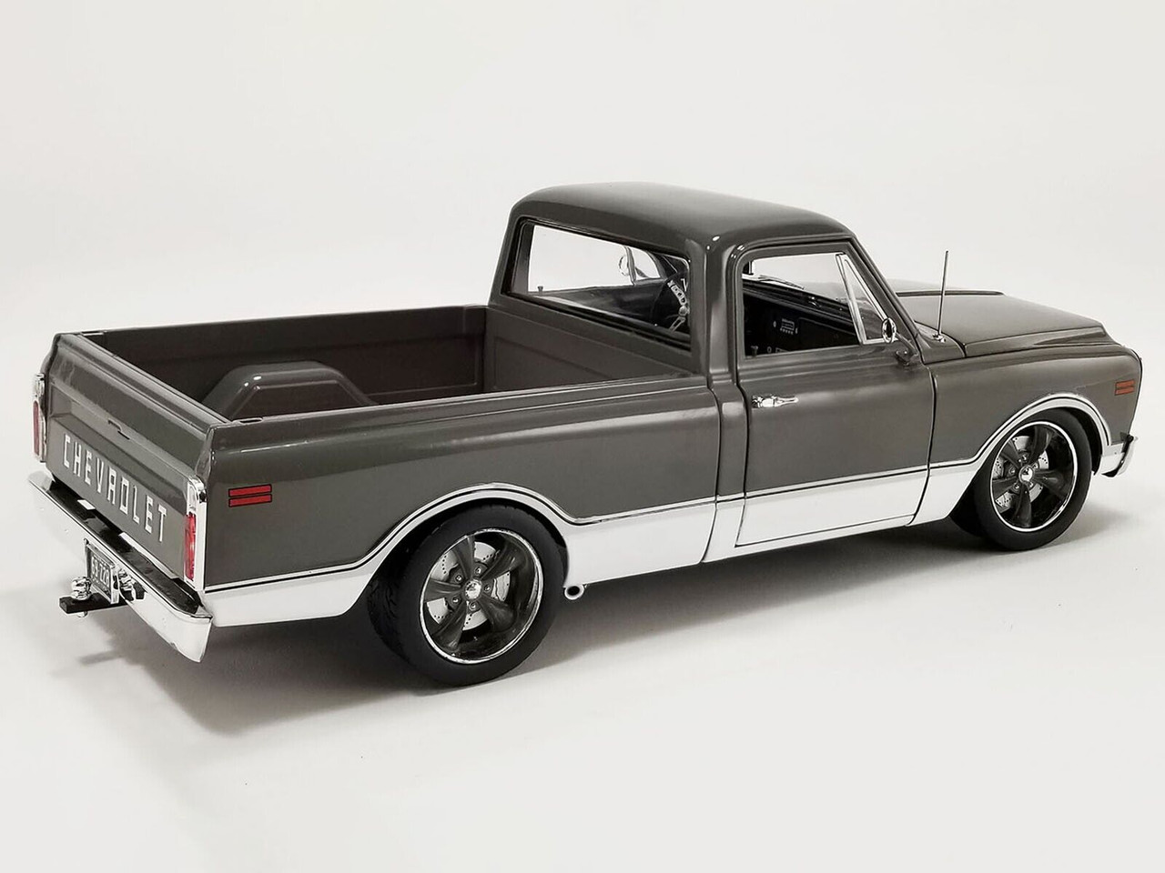 1/18 ACME 1969 Chevrolet C10 Custom LS-10 (Grey) Diecast Car Model