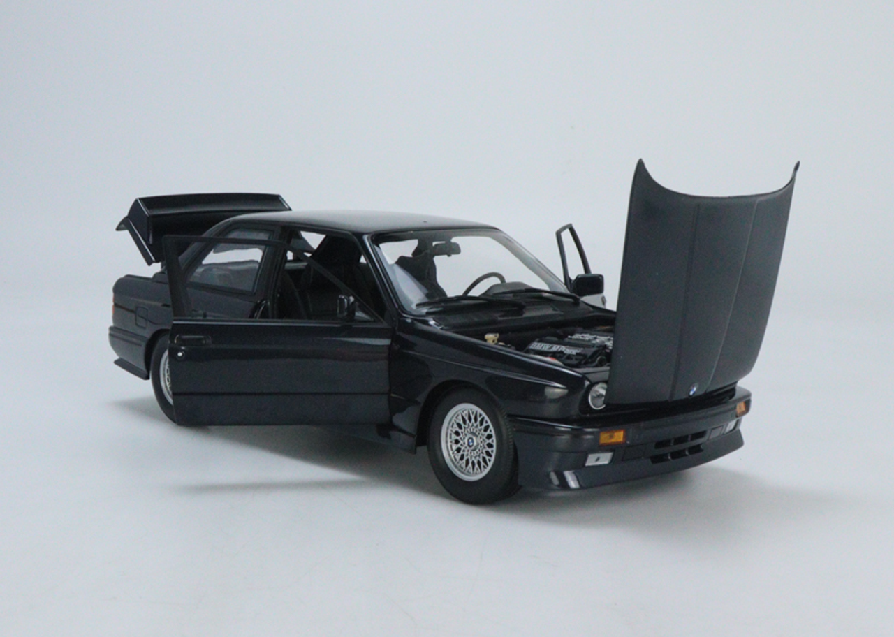 1/18 Minichamps 1989 BMW M3 (E30) Street Evo (Dark Blue Metallic) Diecast Car Model