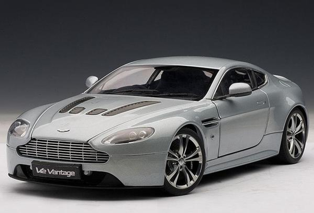 aston martin vantage diecast