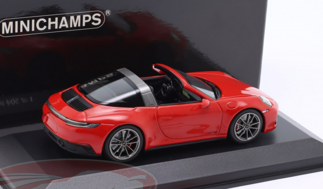 1/43 Minichamps 2022 Porsche 911 (992) Targa 4 GTS (Guards Red) Car Model