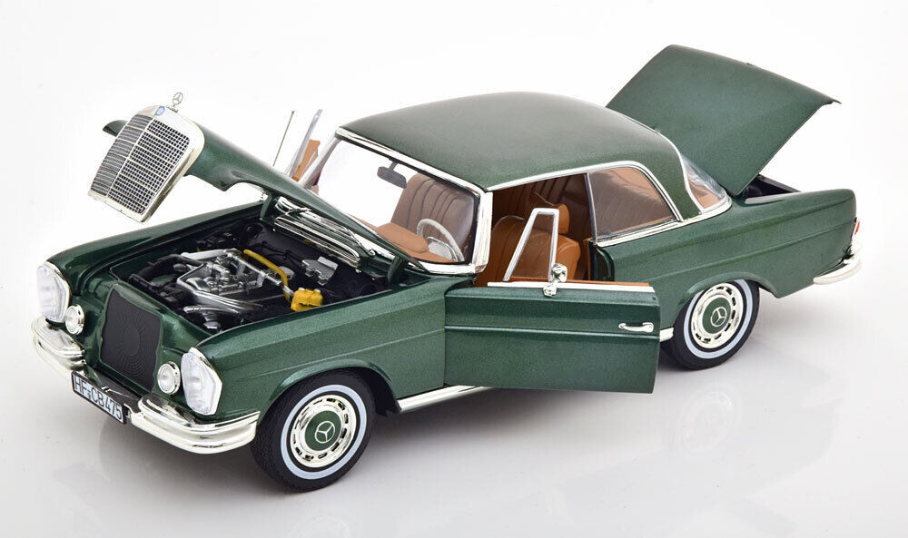 1/18 Norev 1969 Mercedes-Benz 250 SE Coupe W111 (Metallic Green