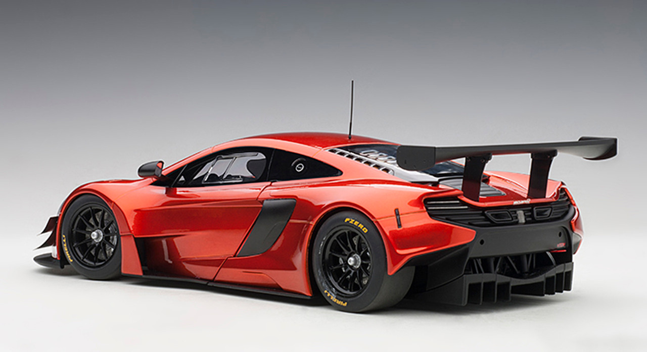 1/18 AUTOart McLaren 650S GT3 (Volcano Orange with Black Accents