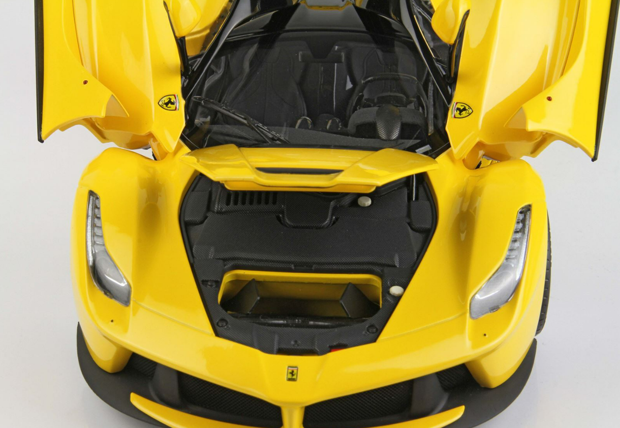 Ferrari LaFerrari Yellow