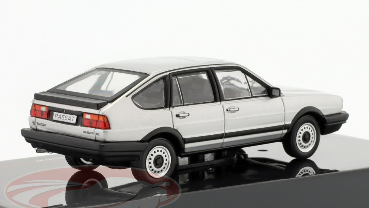 SALEHOTシュコー 1/43 VW パサートセダン 2010 ブラック Schuco VW Passat Sedan 乗用車