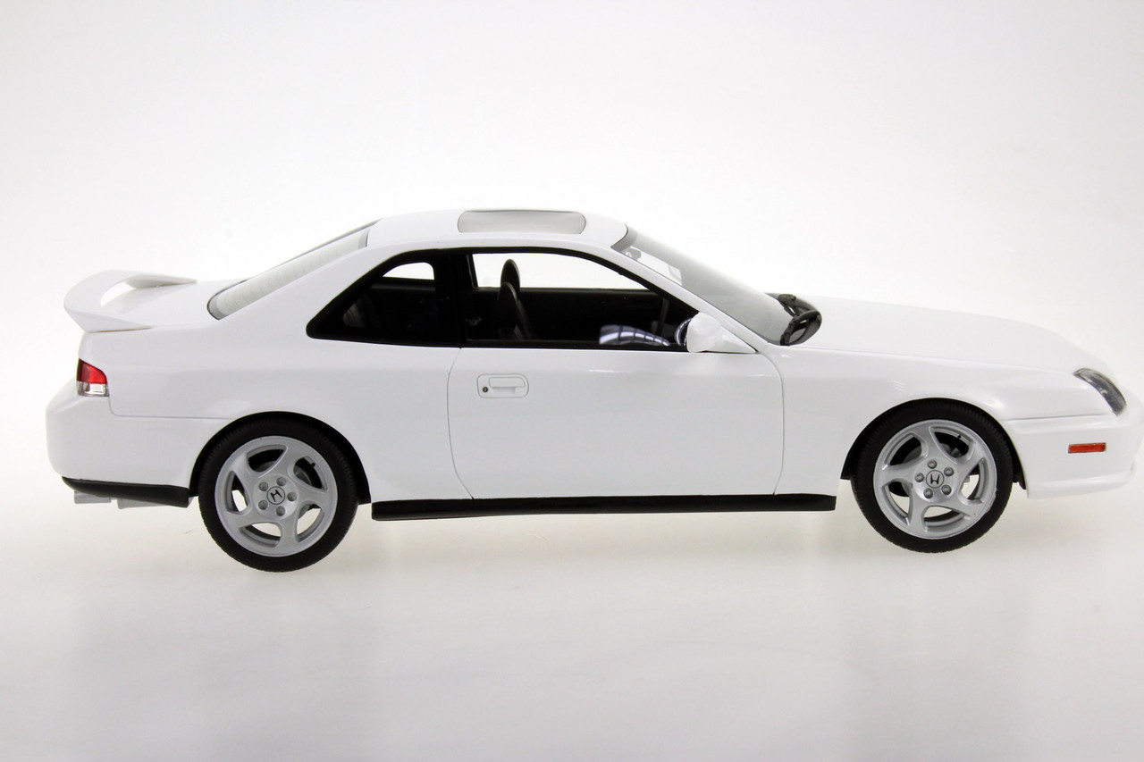1/18 LS Collectibles 1997-2001 Honda Prelude (White) Resin Car Model