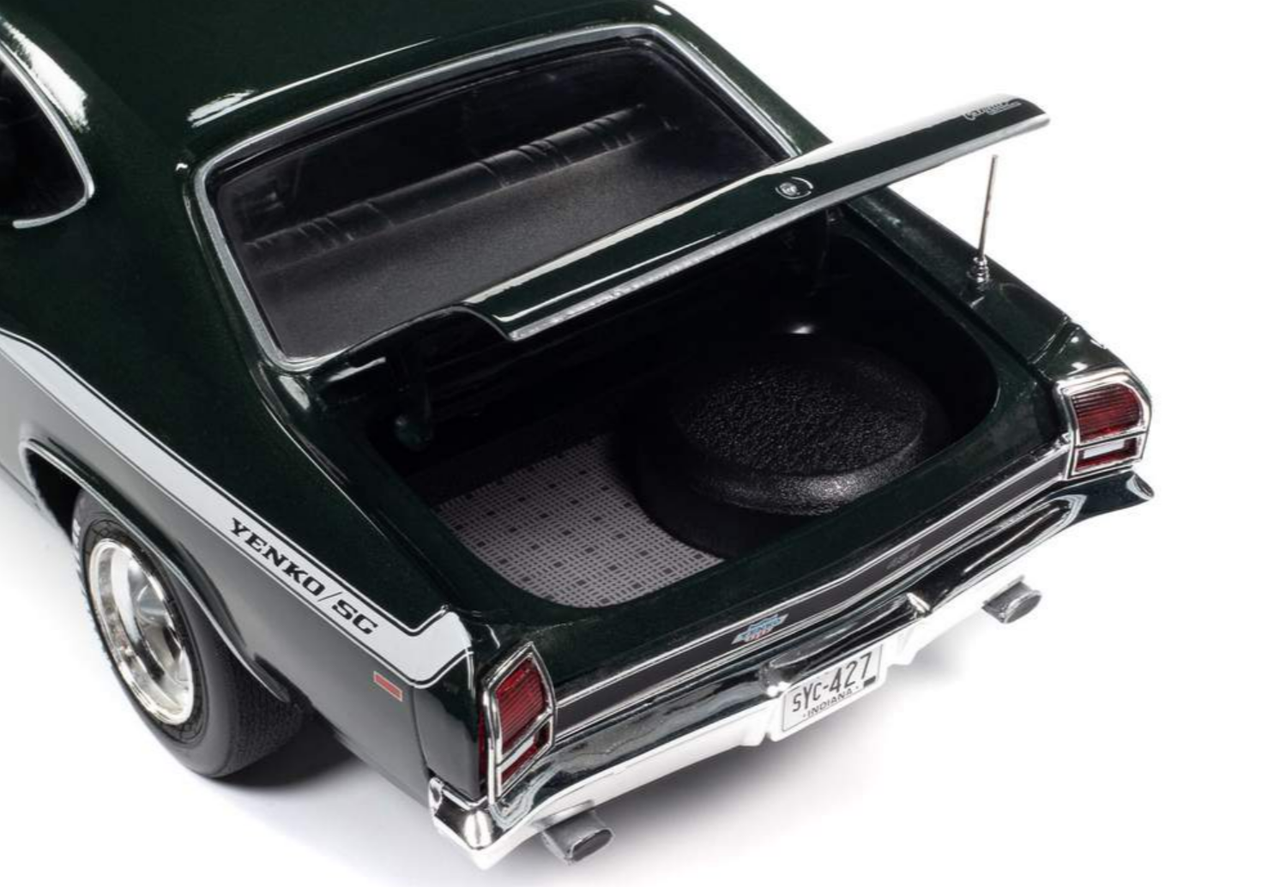 1/18 Auto World 1969 Chevy Chevelle Hardtop "Yenko Performance" (Fathom Green) Diecast Car Model