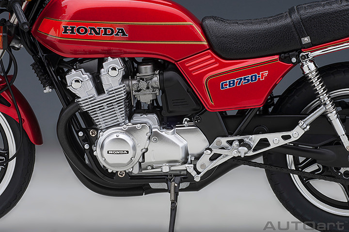 1/12 AUTOart Honda CB750F BariBari Legend Koma Gun (Red & Black