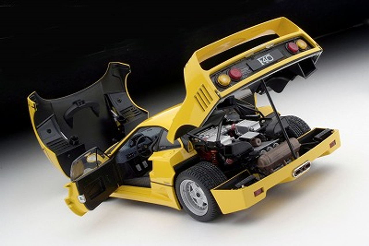 1/18 Kyosho Ferrari F40 (Yellow) Street Version 08411Y Diecast Car Model