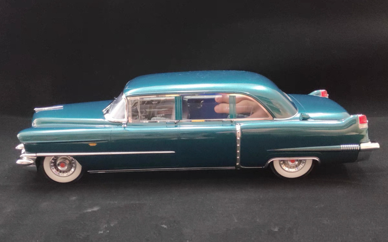 1/18 GLM 1956 Cadillac Fleetwood 75 Limousine (Blue) Car Model