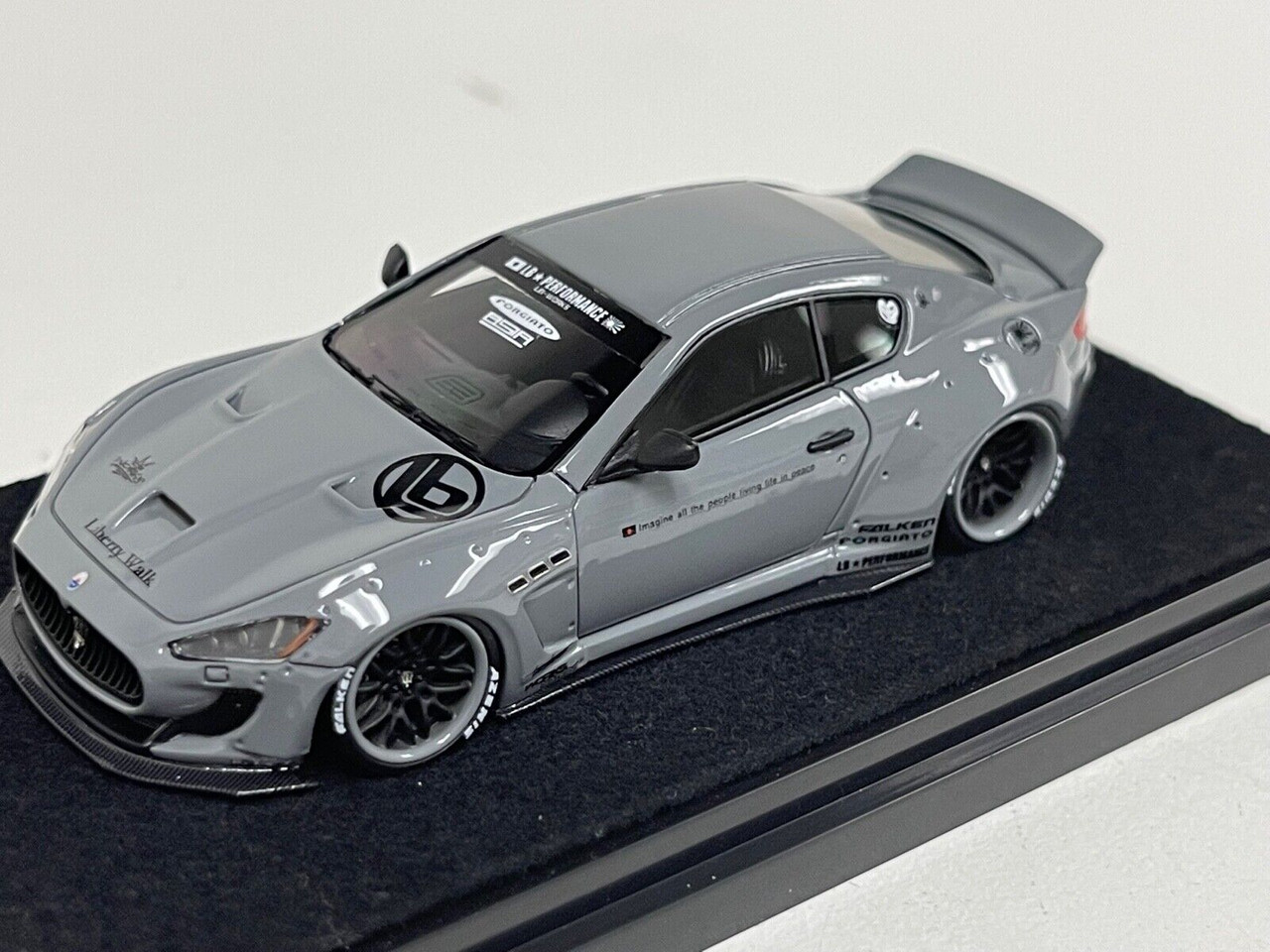 最低価格の 1/64 LBWK白 S Turismo マセラティ Gran MODEL YM ミニカー ...