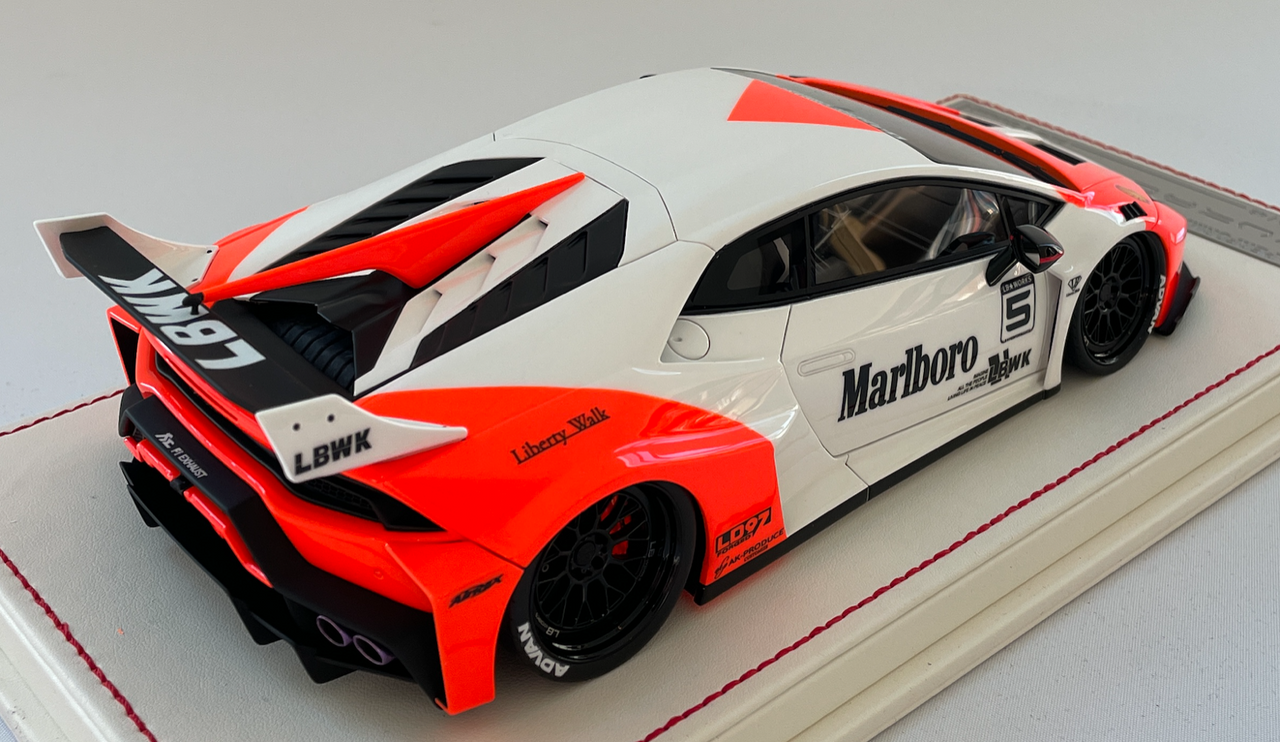 1/18 Davis & Giovanni DG Lamborghini Huracan LB Performance GT Marlboro Limited 48 pieces