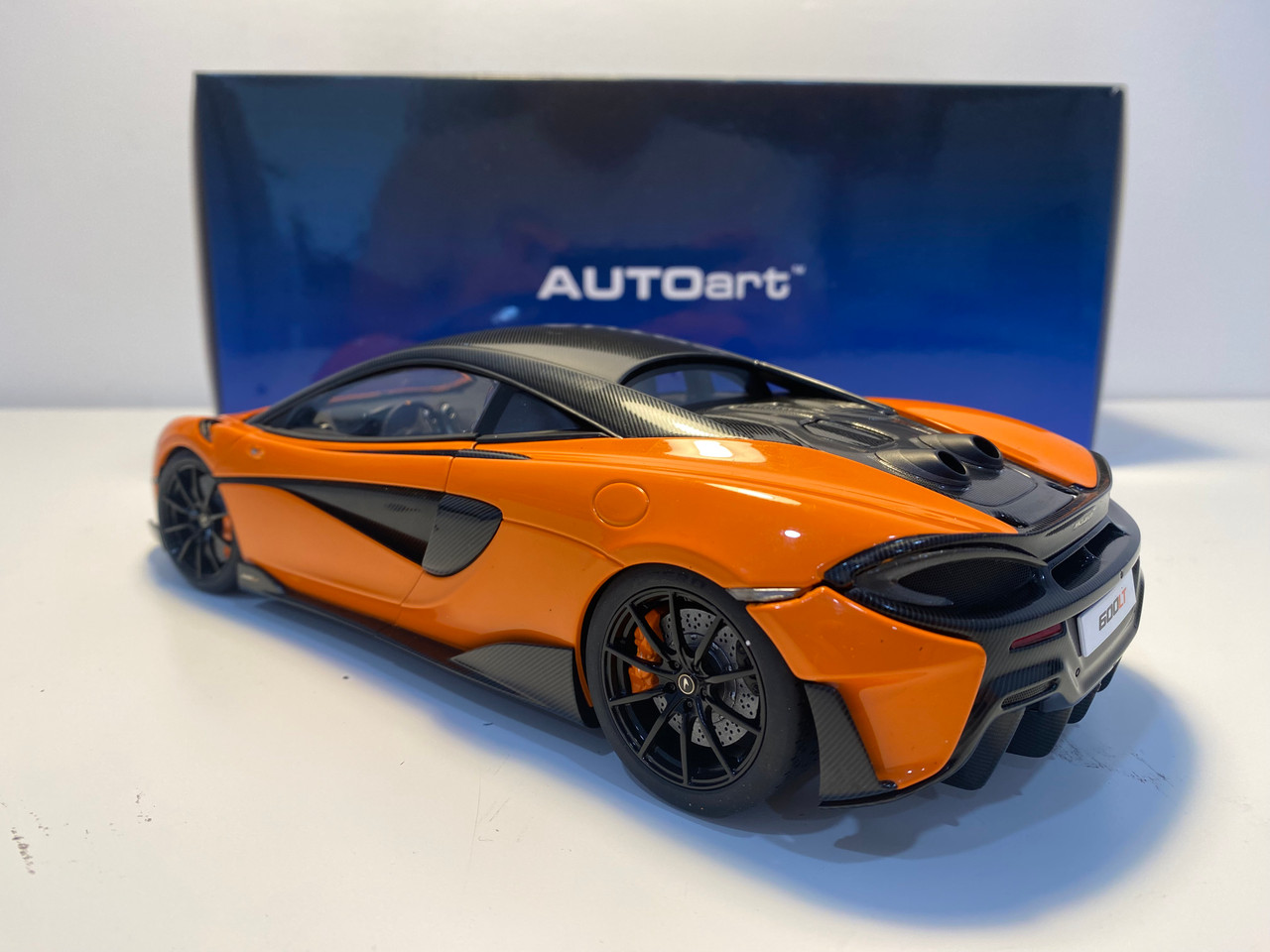 DAMAGED AS-IS 1/18 AUTOart McLaren 600LT (Myan Orange) Car Model