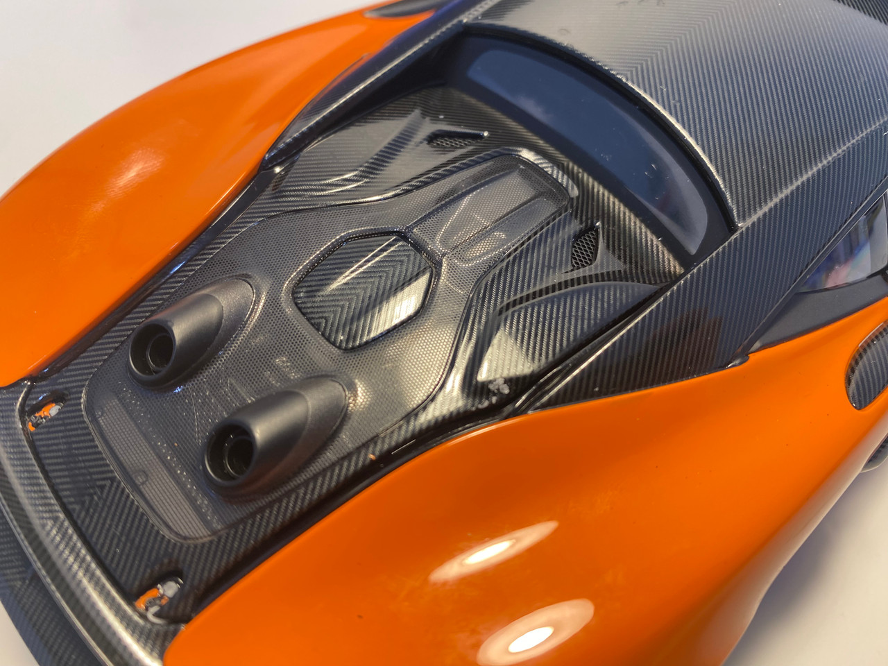 DAMAGED AS-IS 1/18 AUTOart McLaren 600LT (Myan Orange) Car Model