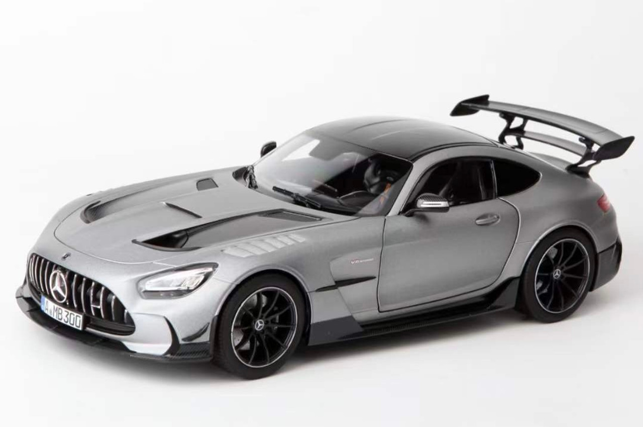 新着 1/18 メルセデス MERCEDES AMG GT R | complejooroverde.com