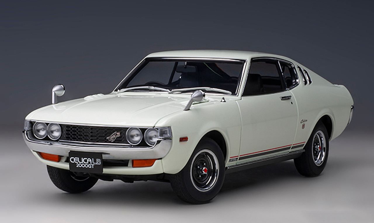 1/18 AUTOart 1973 Toyota Celica Liftback 2000GT (RA25) (White) Car