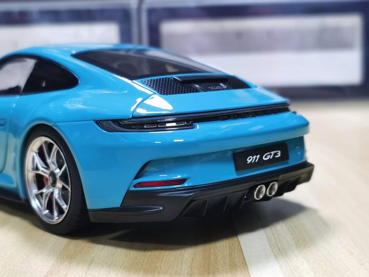 Maqueta de coche 1:18 Porsche 911 GT3 2021 azul de Norev