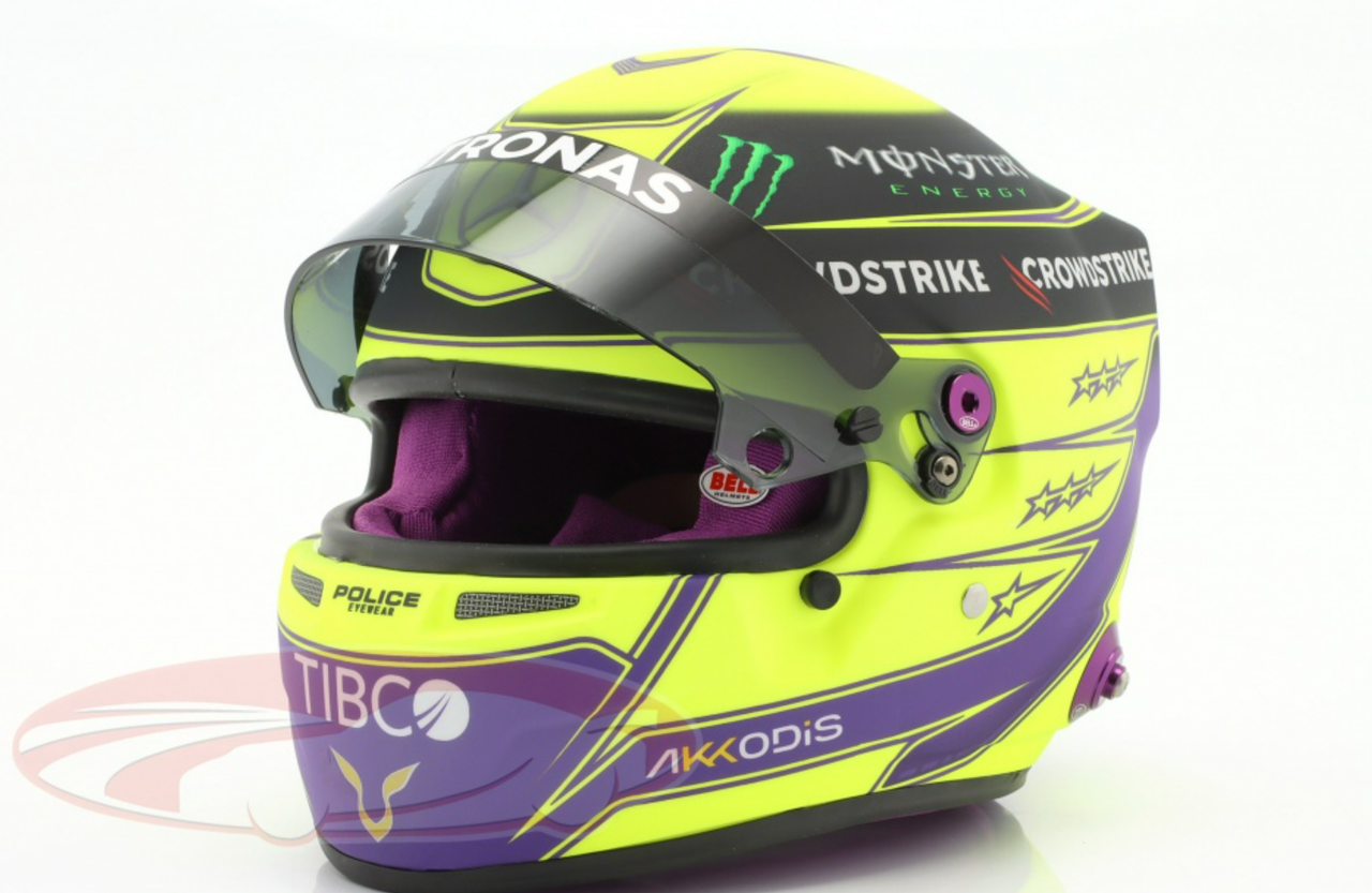 1/2 Bell 2022 Lewis Hamilton #44 Mercedes-AMG Petronas Formula 1 Helmet Model