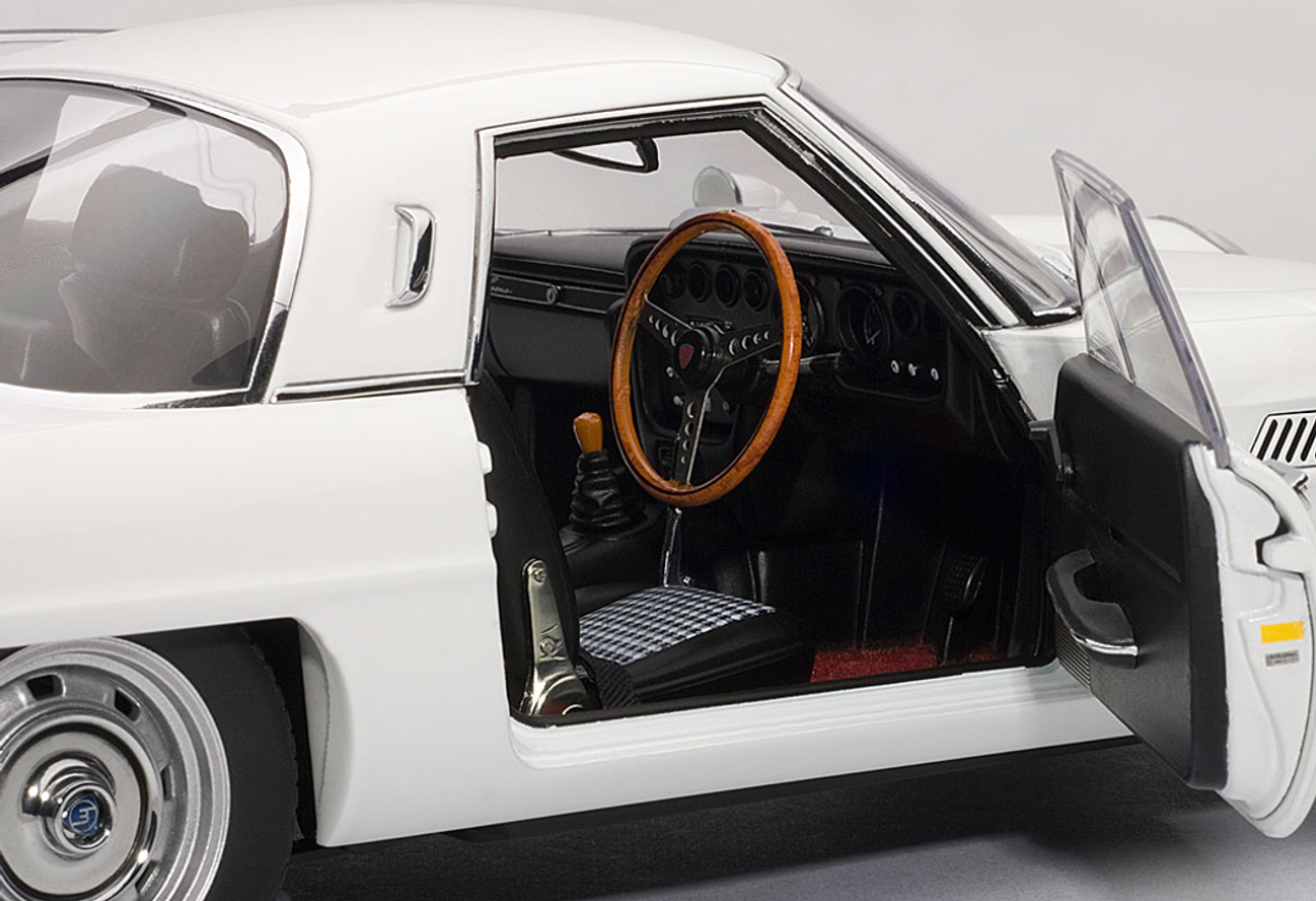 1/18 AUTOart MAZDA COSMO SPORT - WHITE Diecast Car Model 75931