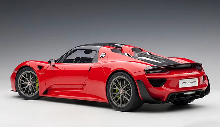 1/12 AUTOart Porsche 918 Spyder Weissach Package (Guards Red) Car