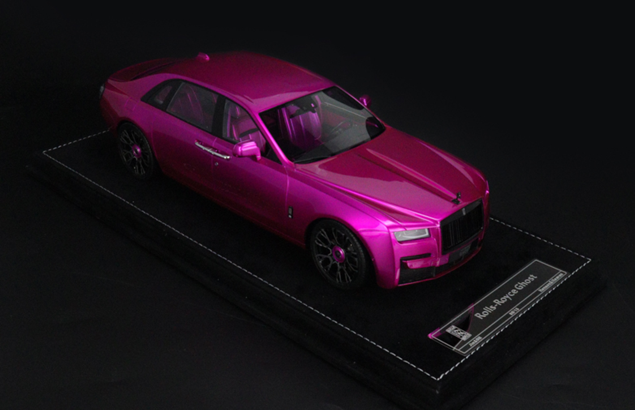 Rolls-Royce made a pink Ghost